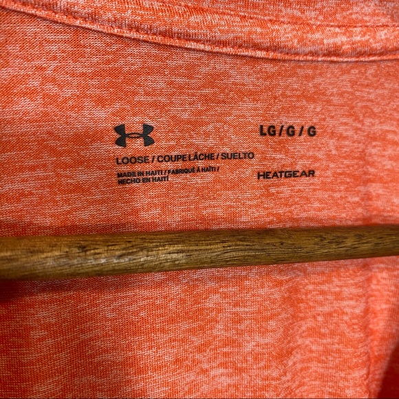 Under Armour | Vneck Peach Heat Gear Tee - Picture 4 of 4